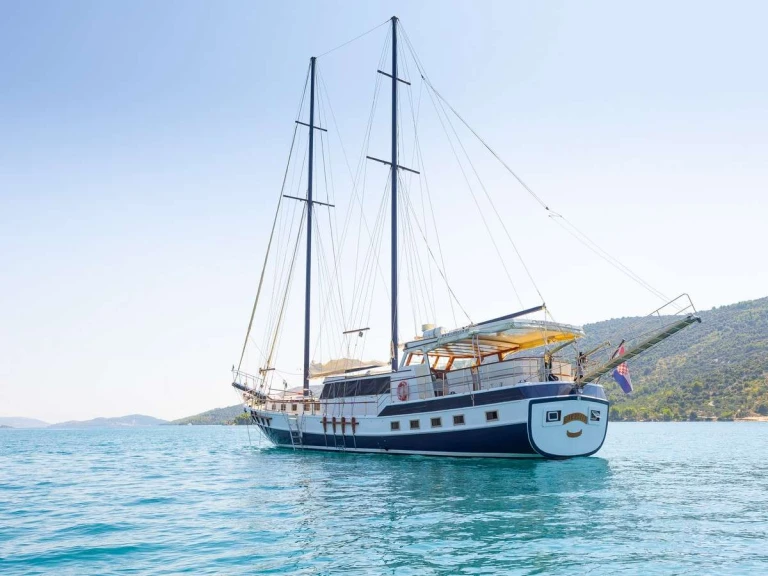 Yate de lujo para alquilar Trogir al mejor precio