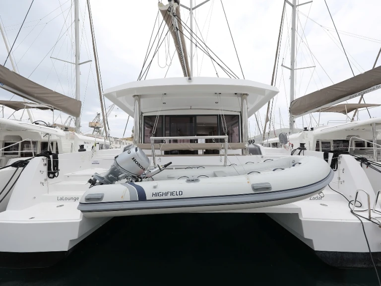 Catamarán para alquilar Trogir al mejor precio