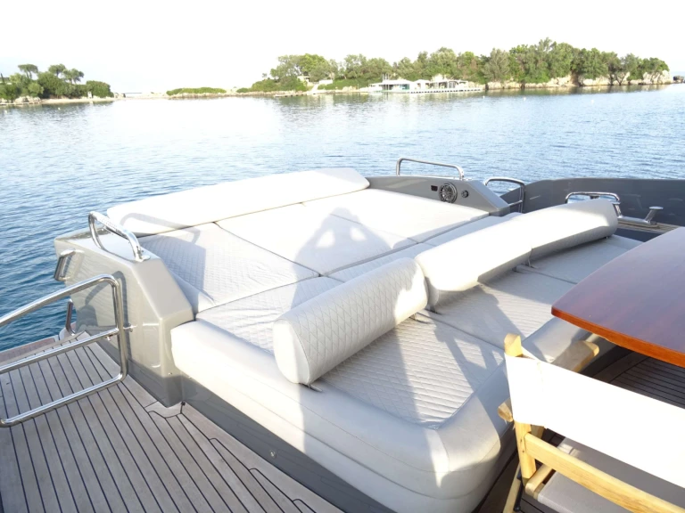 Alquiler Corfú - Azimut SUPER TOY en SamBoat