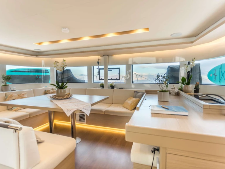 Alquiler de embarcaciones Lagoon JEWEL enGrecia en Samboat
