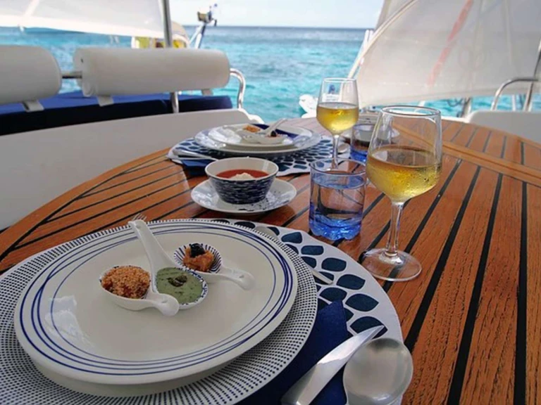 Alquiler de PRIVILEGE ALLIAURA MARINE GROUP ISOLABLUE en Caribe