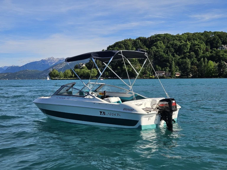 Alquiler de Larson 150 en Annecy