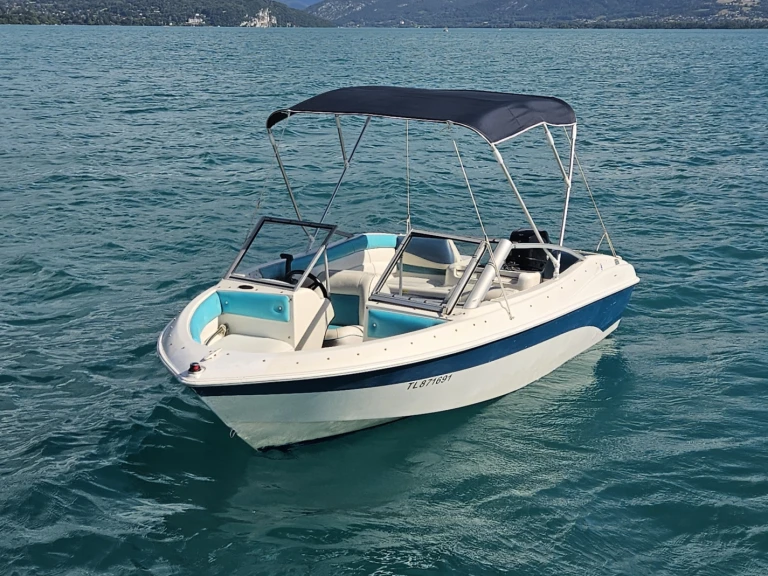 Alquiler de embarcaciones Larson 160 enAnnecy en Samboat