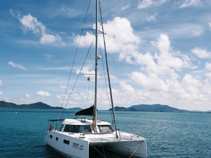 Alquiler de embarcaciones Nautitech Nautitech 40 Open  enMai Khao en Samboat
