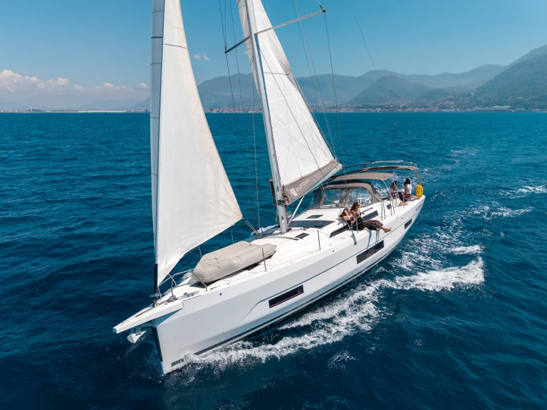 Alquiler Velero en Olbia - Dufour Dufour 470
