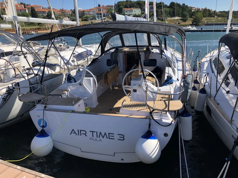 Alquiler Punat - Elan Impression 45.1 en SamBoat