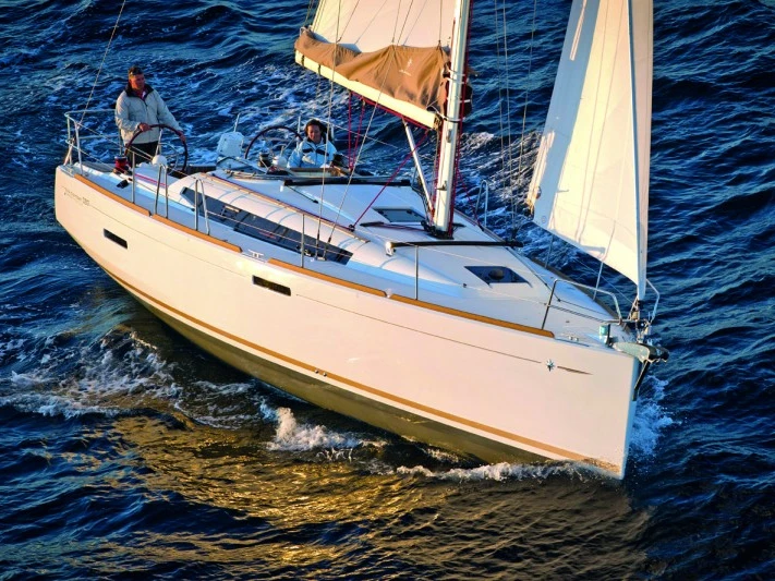 Jeanneau Sun Odyssey 389 de alquiler a Punat
