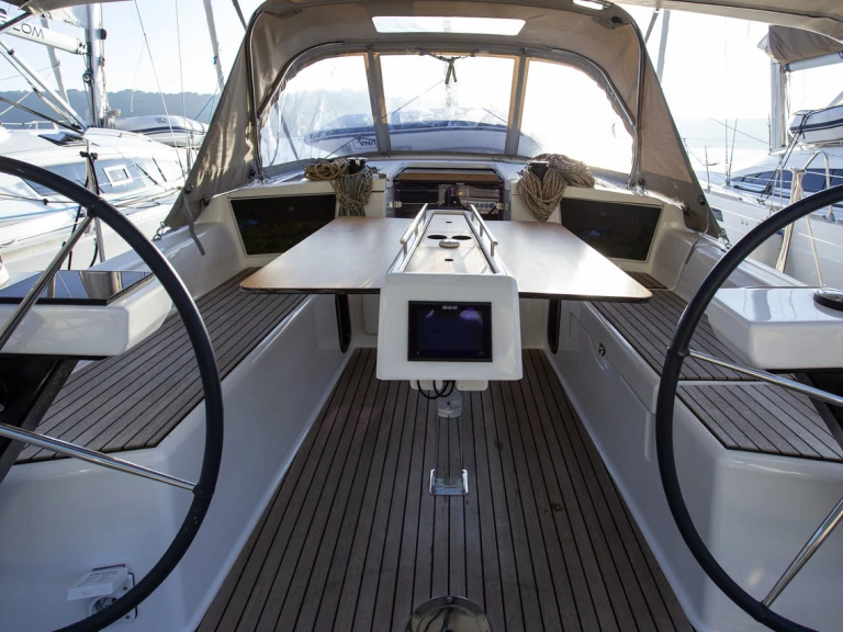 Dufour Dufour 360 Grand Large de alquiler a Punat