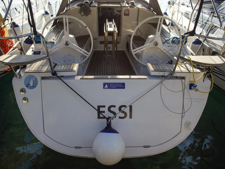 Velero para alquilar Punat al mejor precio