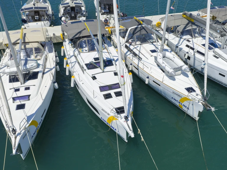 Dufour Dufour 44 de alquiler a Trogir