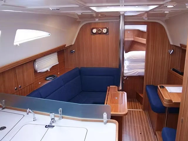 Alquiler de Velero, con o sin patrón Elan Punat