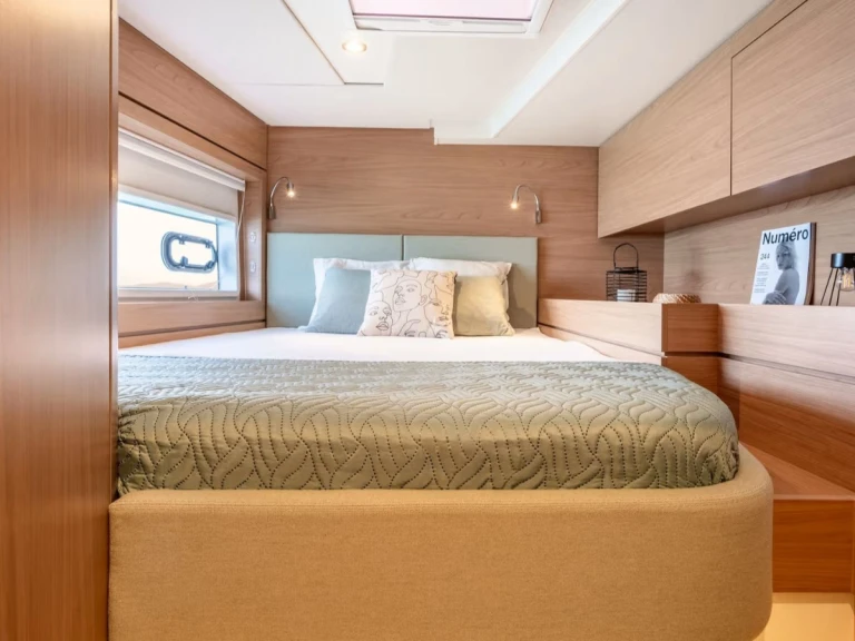 Alquiler de Catamarán, con o sin patrón Bali Olbia