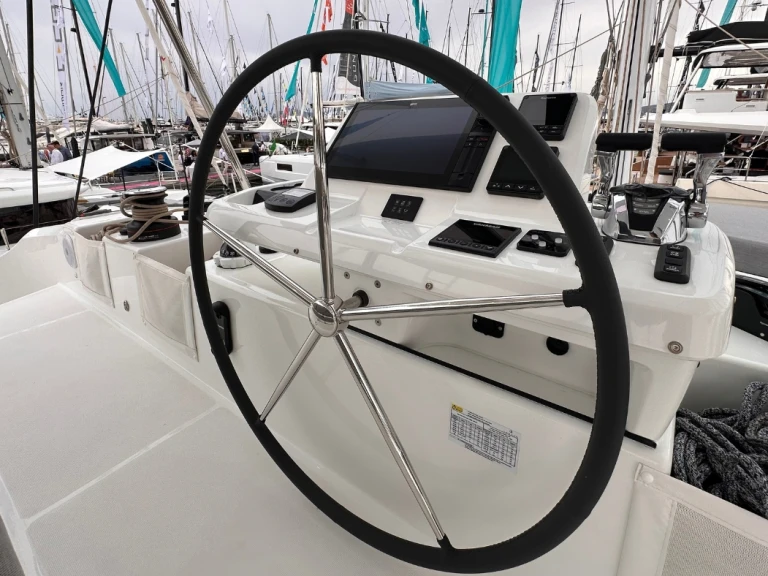 Alquiler de Lagoon LAGOON 51 ICONIC en Split