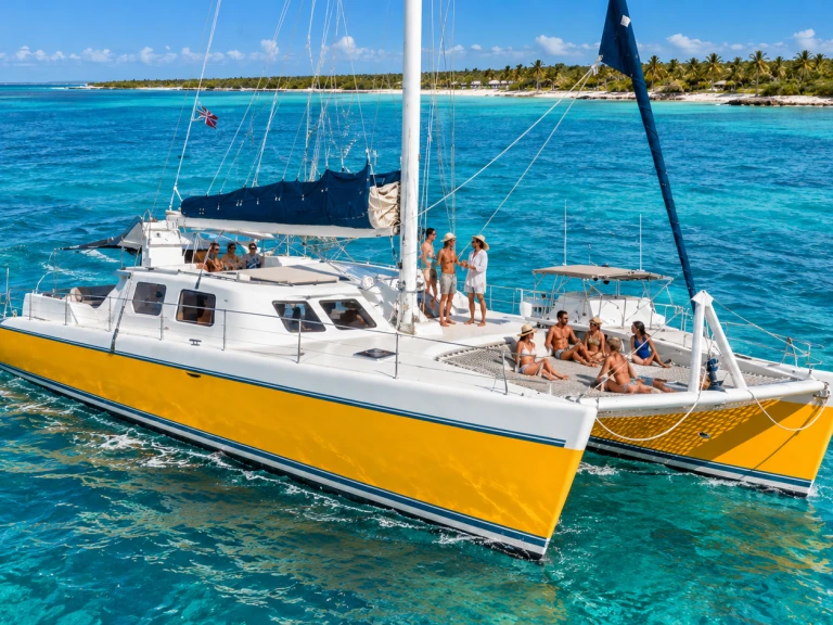 Alquiler Catamarán en Riviera Maya - Custom Made custom