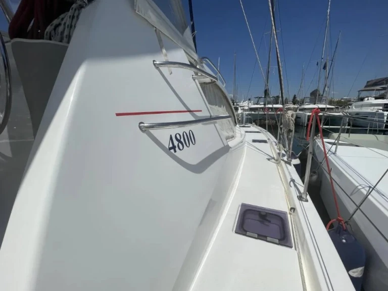 Alquiler de Catamarán, con o sin patrón Leopard Lefkáda