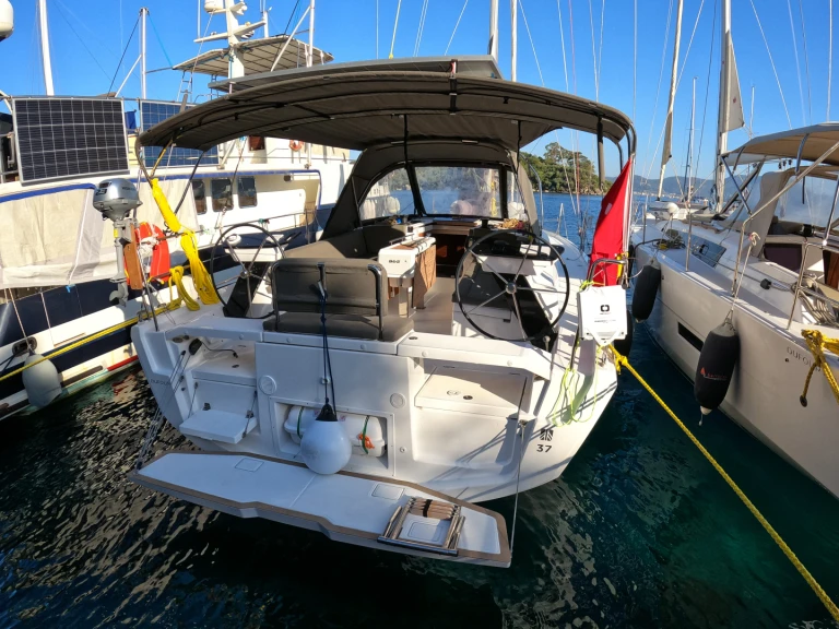 Alquiler de embarcaciones Dufour Dufour 37 enGöcek en Samboat