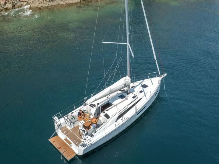 Alquiler Velero Bénéteau con o sin  título de navegación
