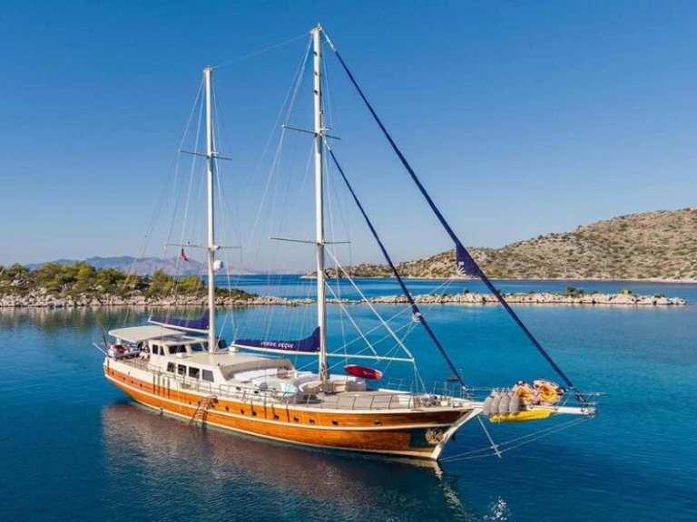 Velero para alquilar Bozburun al mejor precio