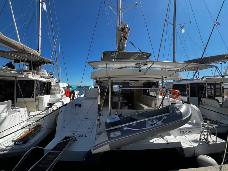 Catamarán para alquilar Plataniás al mejor precio