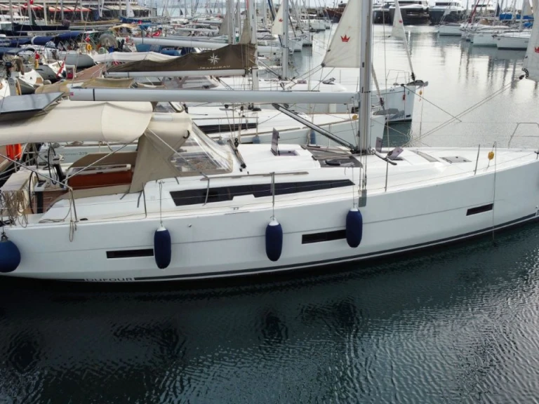 Alquiler de Velero, con o sin patrón Dufour Marmaris