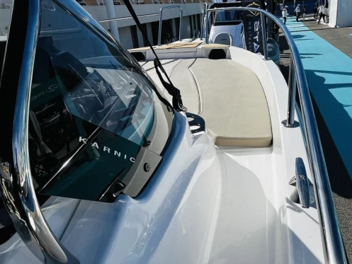 Alquiler Split - Karnic Sl742 en SamBoat