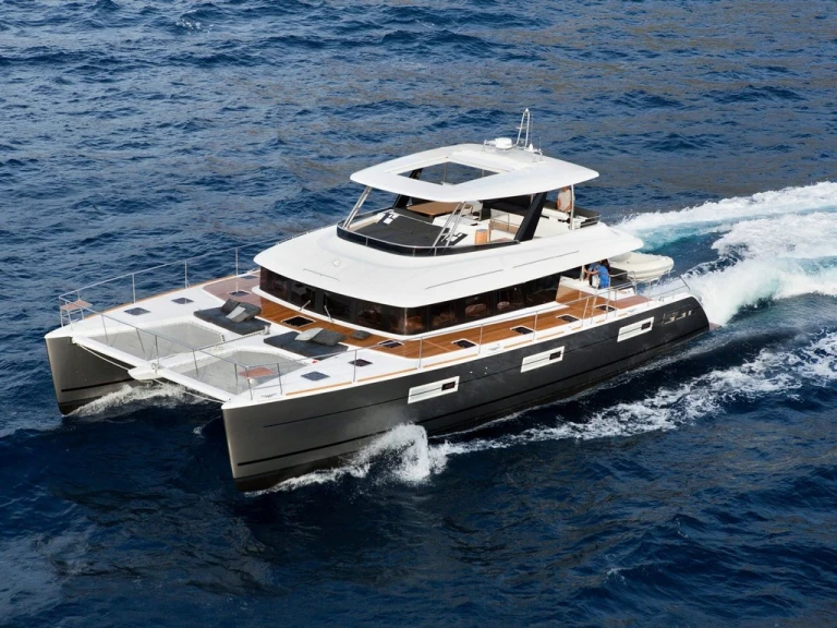 Barco de motor para alquilar Nidrí al mejor precio