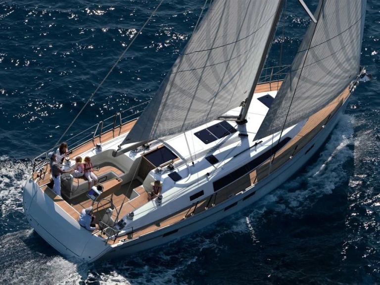 Bavaria Cruiser 46 de alquiler a Gouviá