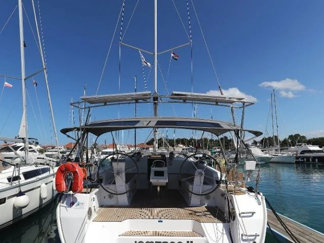 Alquiler de barcos Zadar barato de Cruiser 46