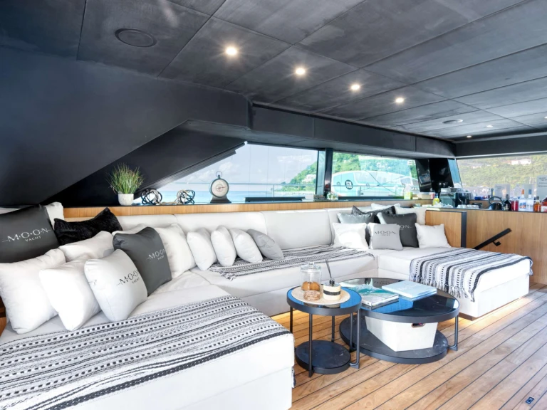 Alquiler Yate de lujo Moon Yacht con o sin  título de navegación