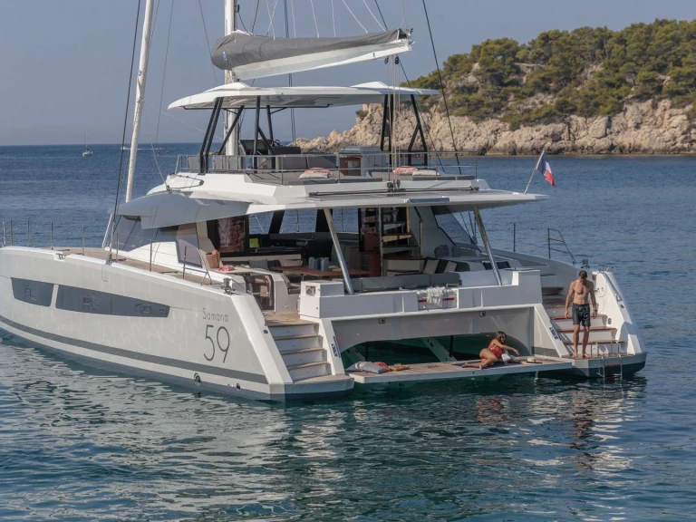 Alquiler de Yate de lujo, con o sin patrón Fountaine Pajot Road Town