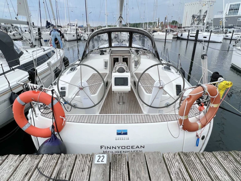 Alquiler Velero Bavaria con o sin  título de navegación