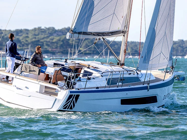 Alquiler de barcos Heiligenhafen barato de Dufour 37