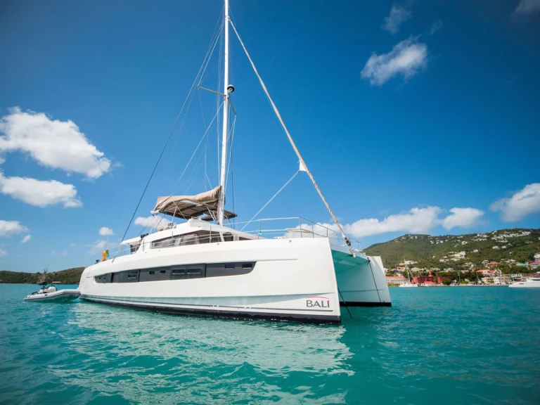 Alquiler de embarcaciones Bali Southern Queen enRoad Town en Samboat