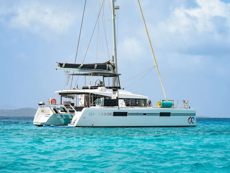 Alquiler de embarcaciones Lagoon OUI CHERIE  enFrenchman's Cay en Samboat