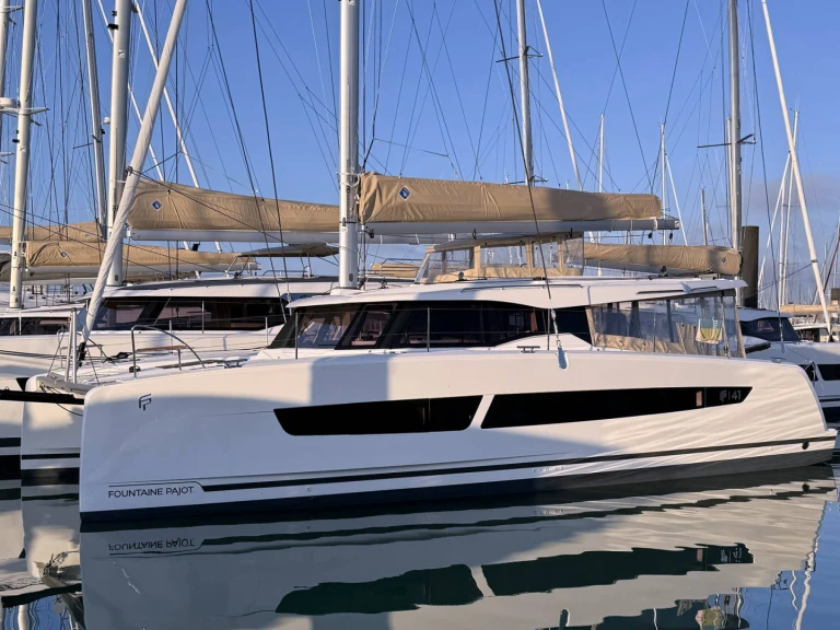 Alquiler de Fountaine Pajot Fountaine Pajot FP 41 Maesto 3  en Can Pastilla