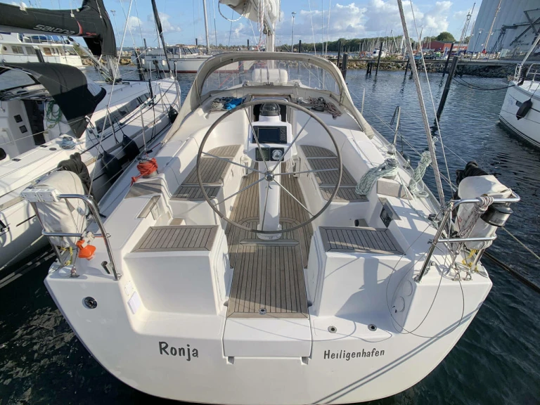Alquiler de Velero, con o sin patrón Hanse Barth