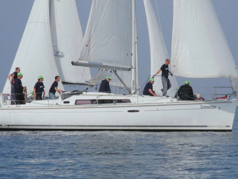 Bénéteau Oceanis 37 de alquiler a Heiligenhafen