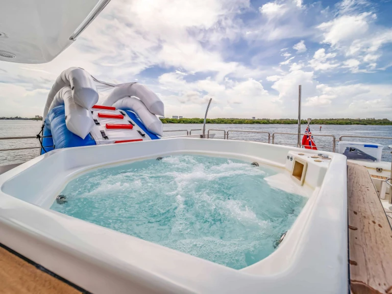 Yate de lujo para alquilar Bahamas al mejor precio