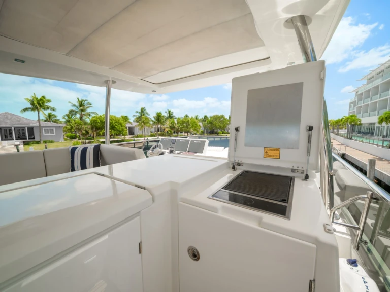 Alquiler Yate de lujo Prestige Yachts con o sin  título de navegación