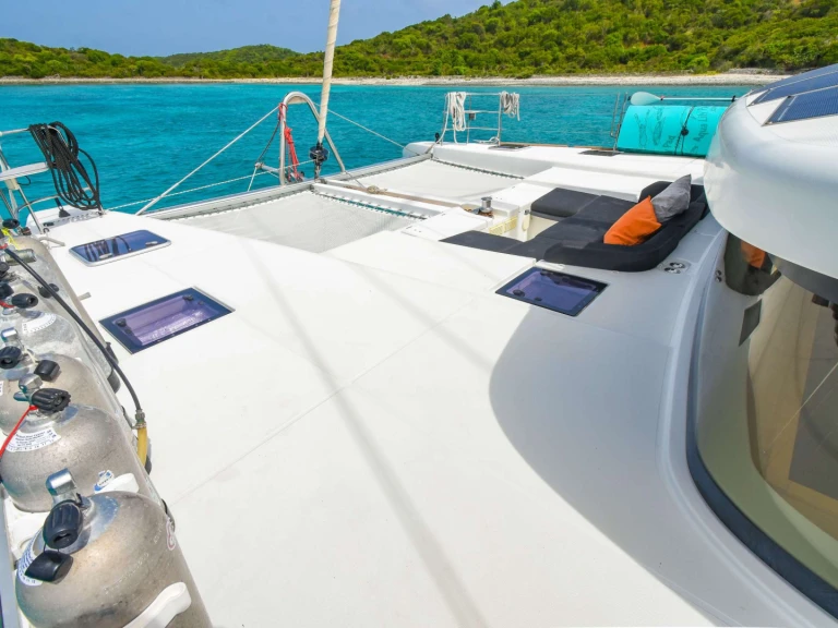 Alquiler Frenchman's Cay - Lagoon OUI CHERIE  en SamBoat