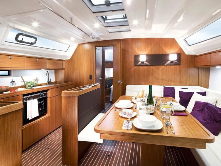 Bavaria Cruiser 46 de alquiler a Gouviá