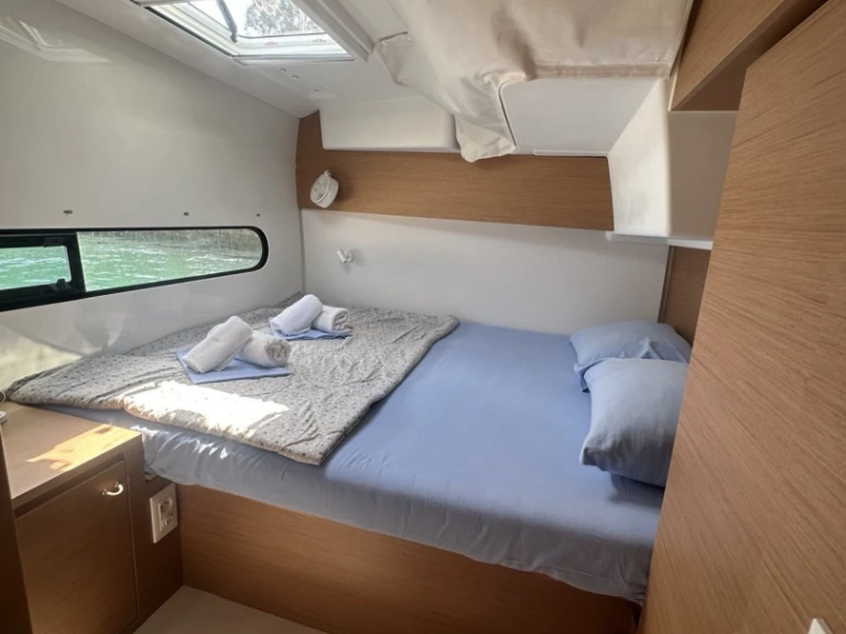 Alquiler de embarcaciones Excess Excess 11 (6 cab.) enBormes-les-Mimosas en Samboat