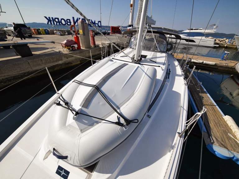Alquiler de Velero, con o sin patrón Bavaria Zadar