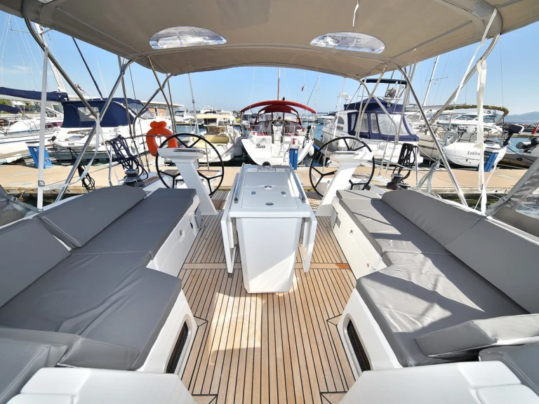 Velero para alquilar Zadar al mejor precio