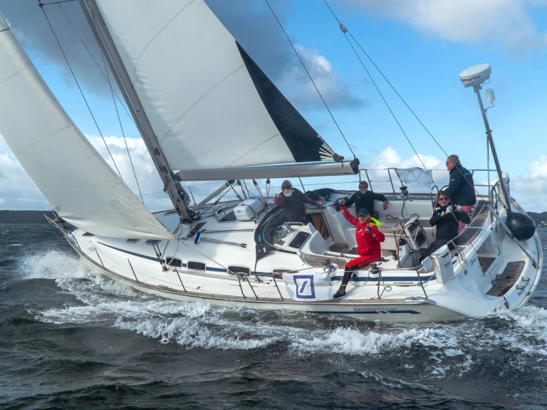 Alquiler de barcos Heiligenhafen barato de Cruiser 46