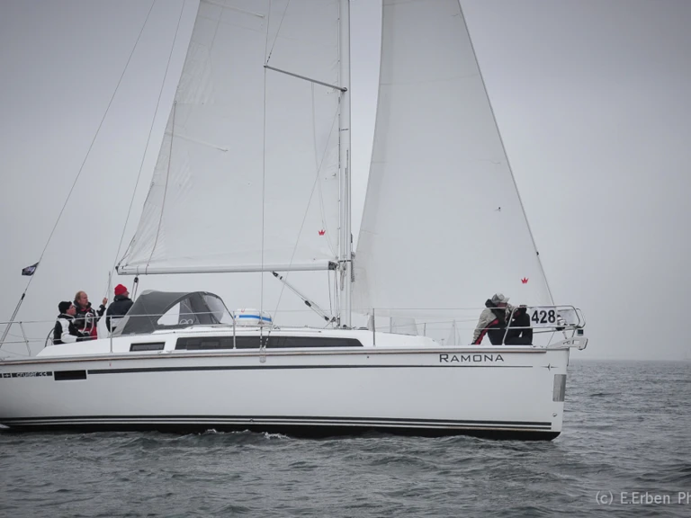 Bavaria Cruiser 33 de alquiler a Heiligenhafen