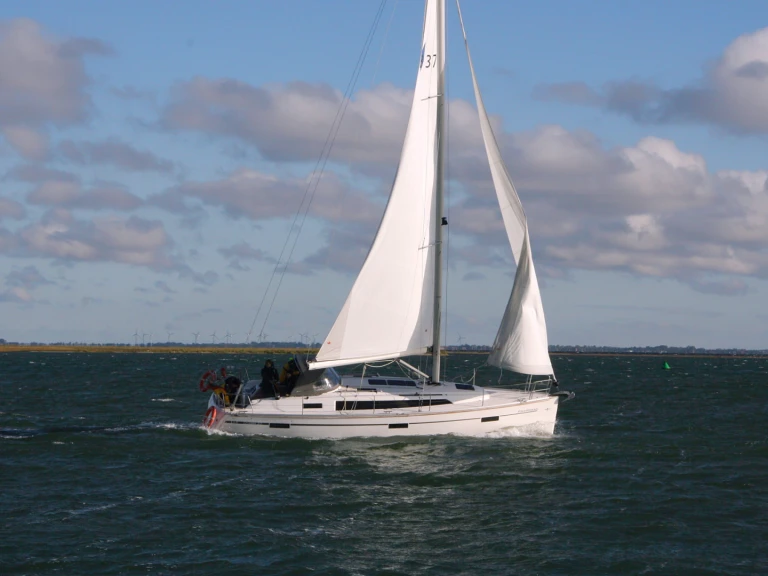 Alquiler Velero en Heiligenhafen - Bavaria Cruiser 37