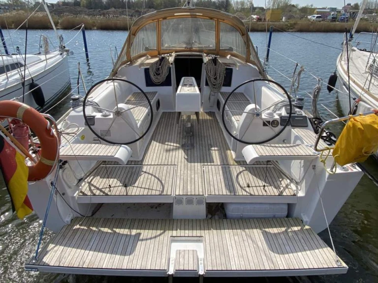 Alquiler de embarcaciones Dufour Dufour 382 Grand Large enBarth en Samboat