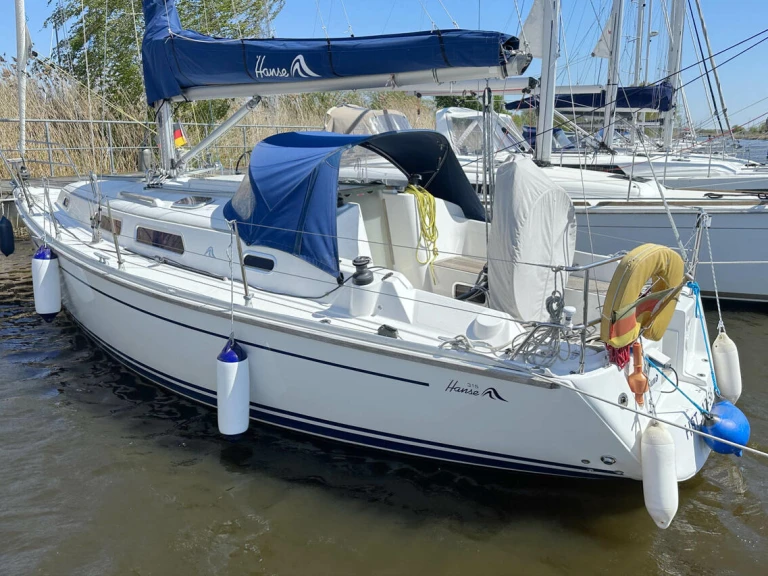 Velero para alquilar Barth al mejor precio