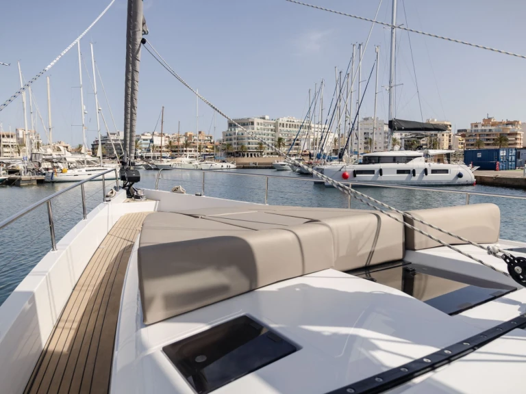 Alquiler de embarcaciones Hanse Moody 54 DS enCan Pastilla en Samboat